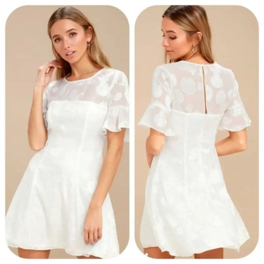 LULUS Shell Print Flounce Shift Dress White Small